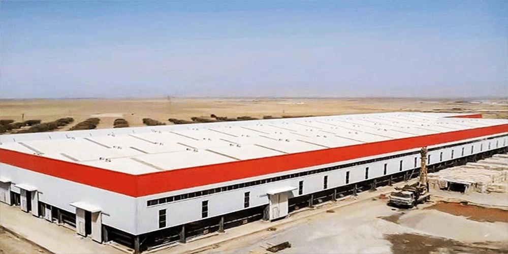 Modern Pre-Engineered Galvanized Steel Structure Prefabricated House Metal Construction Prefab Building for Sale