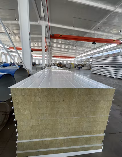 断熱難燃性吸音防水断熱材断熱材 50 ミリメートル 75 ミリメートル 100 ミリメートルロックウールサンドイッチパネル